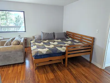 Trundle Bed Photo