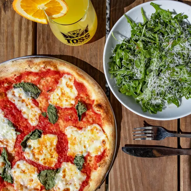 Toss Pizza Photo
